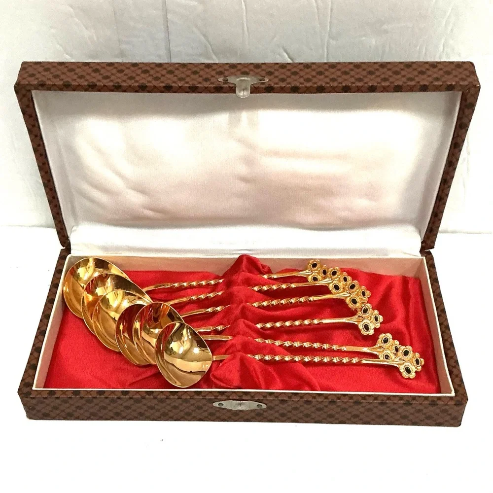 Elegant Gold-Plated Spoon Set